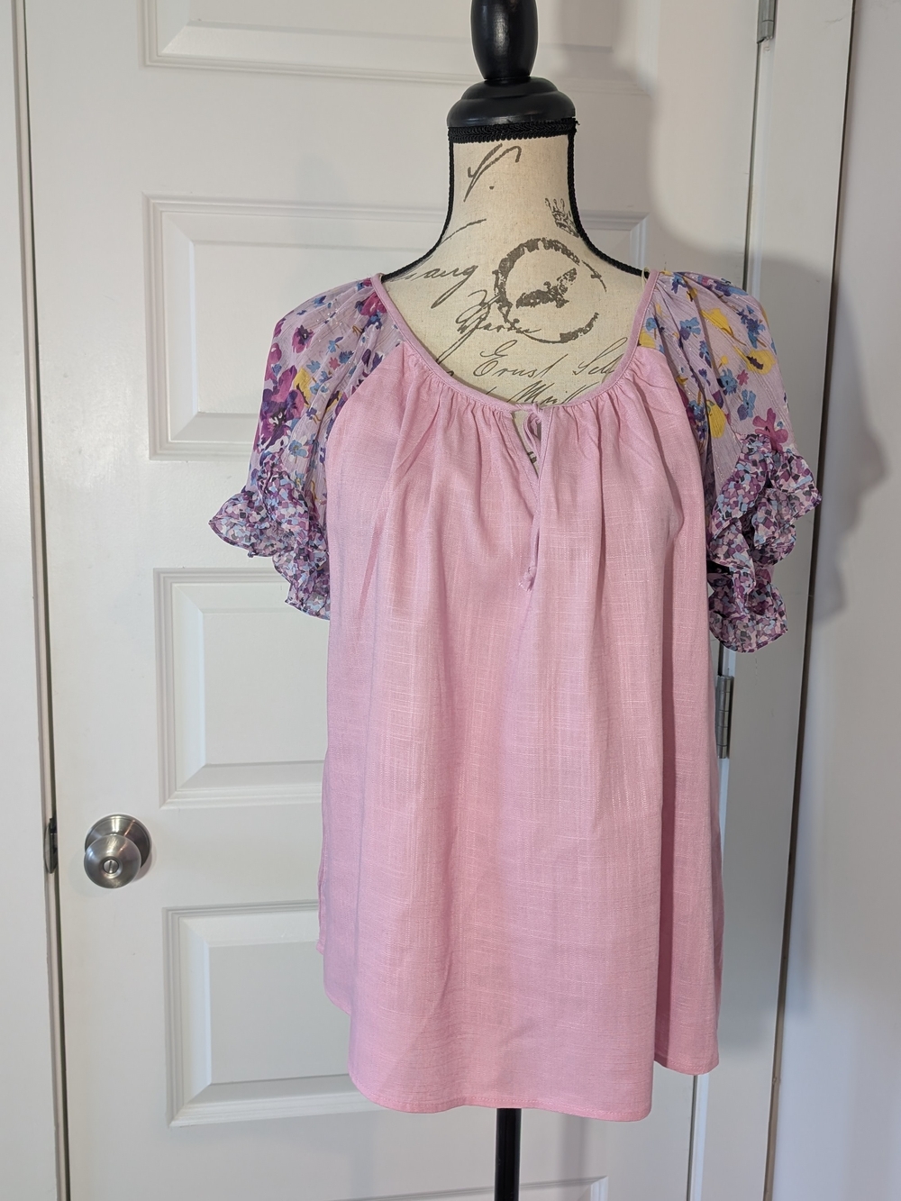 Umgee Light Pink Peasant Top with Floral Ruffle Sleeves Size M